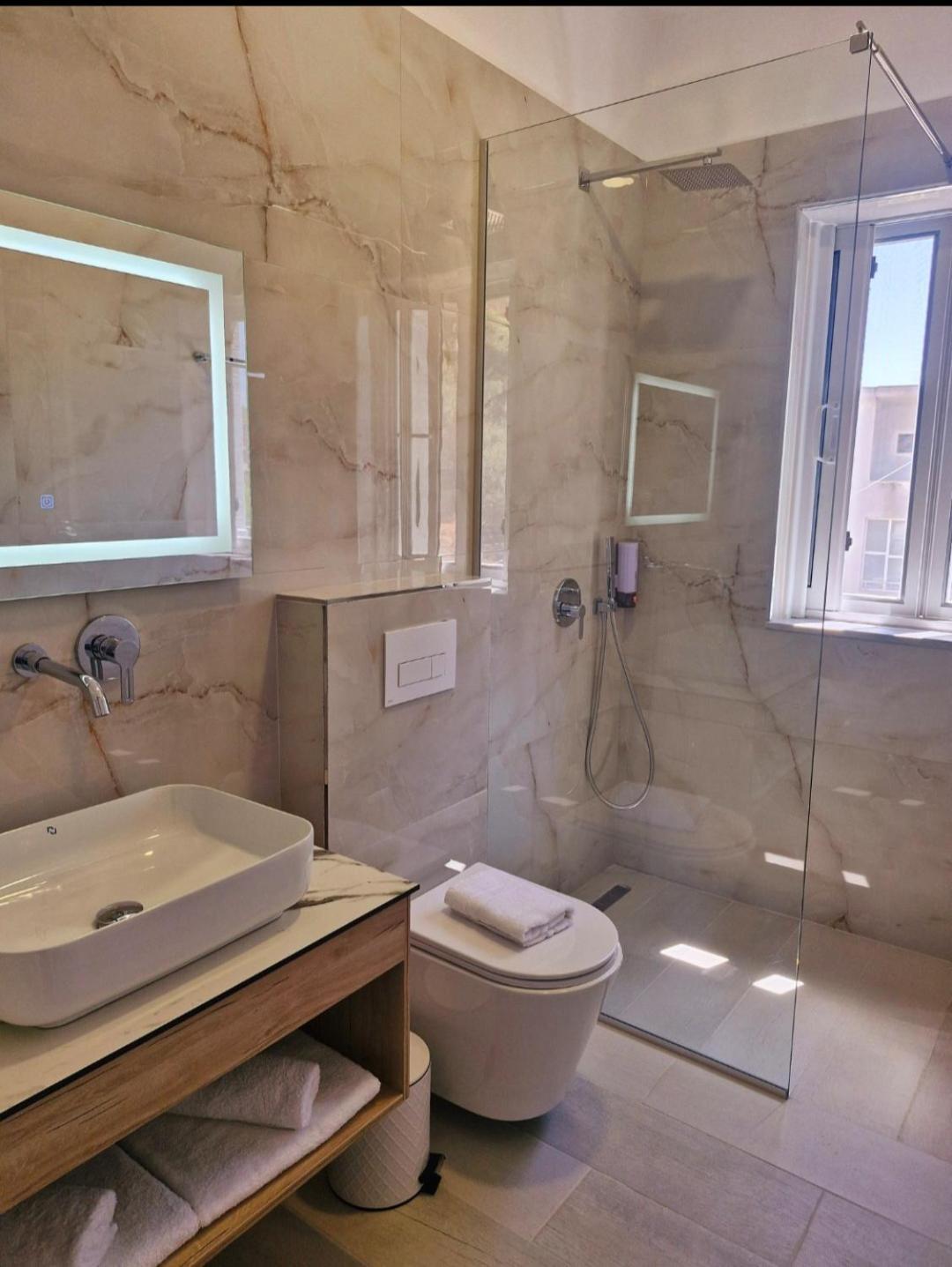 Villa Virginia Sarandë Eksteriør bilde